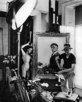 Images Dated 9th October 2015: David Jagger painting golf portraits
