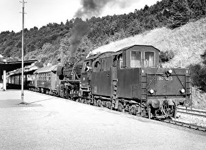 Turntable Prints: DB locomotive 001 168-4