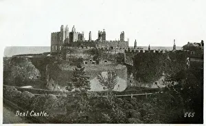 Quarters Prints: Deal, Kent - The Castle - at the rear are the captain's quarters