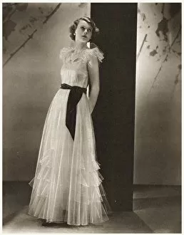Youthful Collection: Debutante gown from Harvey Nichols, 1933