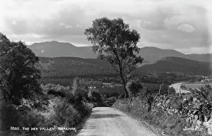 Braemar Prints: The Dee Valley, Braemar