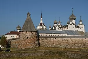 Images Dated 14th September 2010: Defence towers of the Solovetsky Kremlin