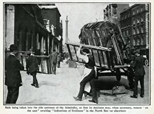 Delivery of beds to the Admiralty, London, WW1