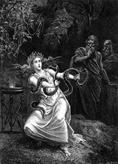 Images Dated 19th April 2011: Delphi Oracle
