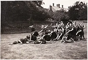 Demonstration Dancing