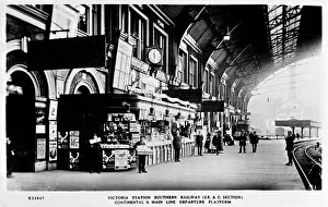 Railways Gallery: Departure platform in Victoria Station, London