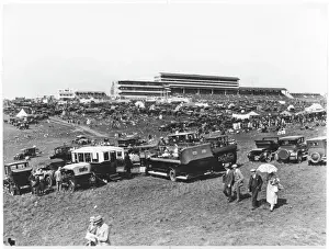 Derby Racegoers 1929