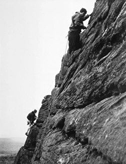 Images Dated 9th March 2012: Derbyshire Climbing