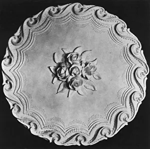 Elongated Prints: Designs for Cake Tops, Elongateds Scroll Border Design
