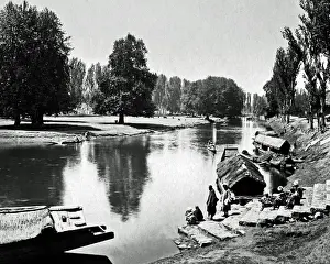 Dhul Canal, Srinagar, Kashmir, India
