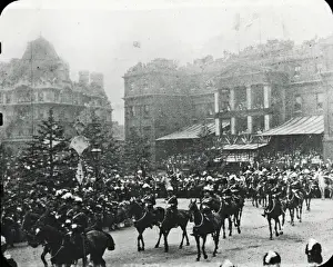 Apsley Prints: Diamond Jubilee - Duke of Cambridges Staff passing Apsley H