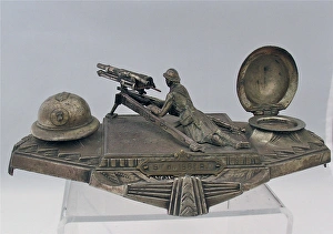 Images Dated 28th January 2012: Die-cast desk ornament of a French machine-gunner