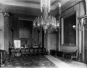 Apsley Collection: Dining Room of Apsley House, London, 19th century
