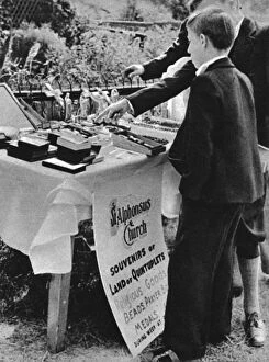 Dionne quintuplets, 1936: religious goods sought by tourists