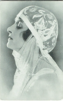 Adelphi Gallery: Diplomacy staring Gladys Cooper