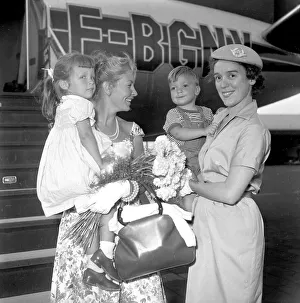 Dis-embarking from Air France Vickers Viscount F-BGNV
