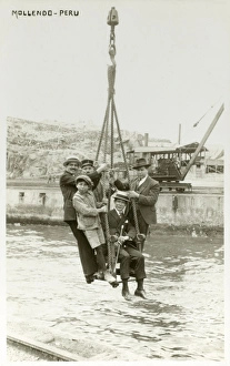 Images Dated 29th March 2012: Disembarking from a ship - Mollendo, Peru