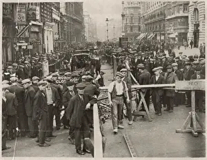 Labourers Prints: Disruption in Piccadilly, London, with crowds of people watching work being done on part