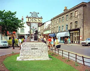 Diss - Town sign