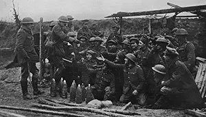 Contents Prints: Distribution of cigarettes at the front, WW1