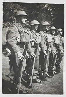 Images Dated 1st December 2015: Divisional Guard (2nd Arm d [?] Div)