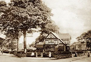 Dodington Fountain, Whitchurch early 1900's