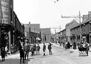 Carr Prints: Doncaster Carr House Road early 1900s
