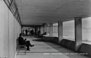 Double Deck Parade, Hastings