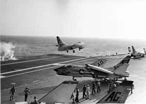 Skywarrior Prints: A Douglas A3D-2 Skywarrior 138916 departs