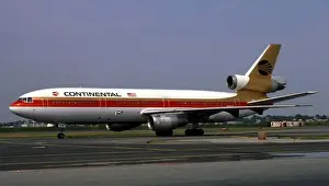 Douglas DC-10 10 of Continentals N68046 at La Guardia