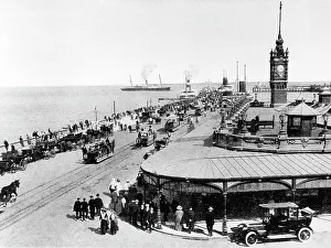 Douglas - Victoria Pier and Arcade - Isle of Man