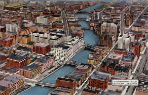 Folder Prints: Downtown view of Milwaukee, Wisconsin, USA Date: circa 1940