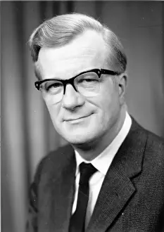 Dr Dietrich Kuchemann CBE FRS FRAeS (1911-1976)