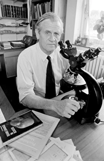 Images Dated 1st March 2011: Dr Jan Corsellis