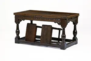 Draw-leaf table