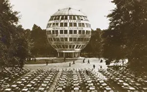 Attraction Prints: Dresden, Germany - Kugelhaus