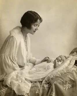 The Duchess of York and baby Princess Elizabeth