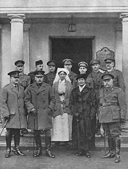 Nurse Prints: Duke & Duchess of Connaught visiting Red Cross hospital, WW1