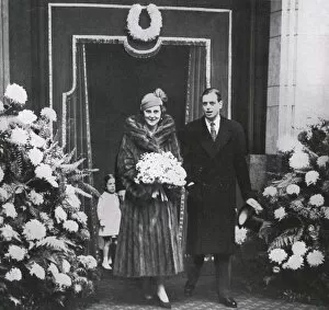 Royal Wedding Prince George Collection: Duke and Duchess of Kent depart on honeymoon