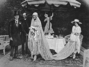 Gladys Collection: Duke of Marlborough and Gladys Deacon on wedding day