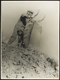 Dumping Rubbish 1940S
