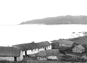 Cottages Prints: Dunargus Malin Head, Co. Donegal