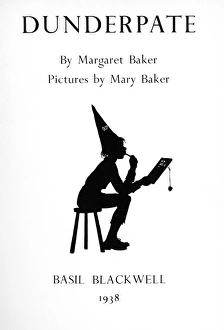 Images Dated 17th October 2011: Dunderpate in his dunces cap