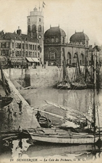 Images Dated 31st March 2016: Dunkirk, France - fisherman and boats in harbour
