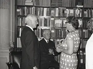 Retirement Prints: E. C. ?Betty? Pike in the Library of the Royal Aeronautic?