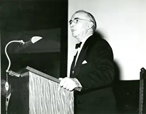 E. T. Jones, CB, OBE, MEng, FRAeS, Royal Aeronautical Soc?