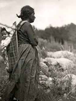 Early 20th century vintage press photograph
