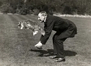 Early 20th century vintage press photograph