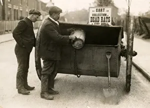 Early 20th century vintage press photograph