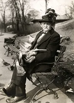 Early 20th century vintage press photograph